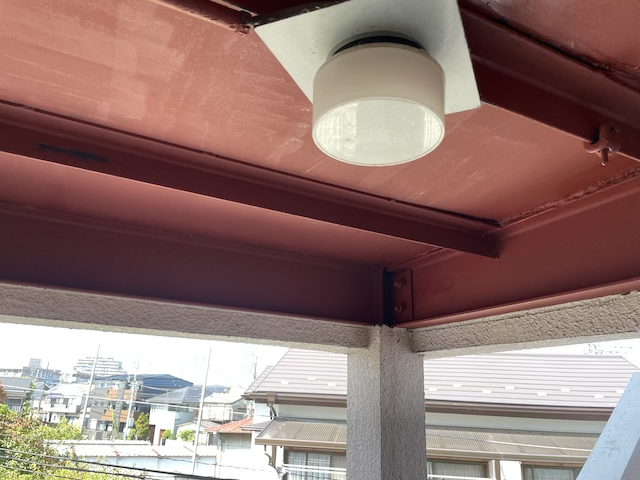 草加市　鉄骨階段塗装　錆止め塗装